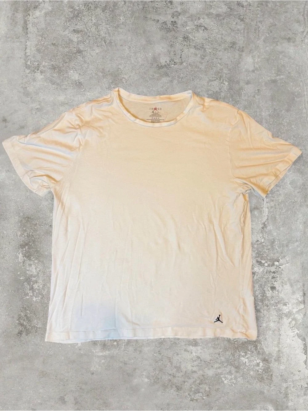 Jordan Men’s Short Sleeve Tee in a white
